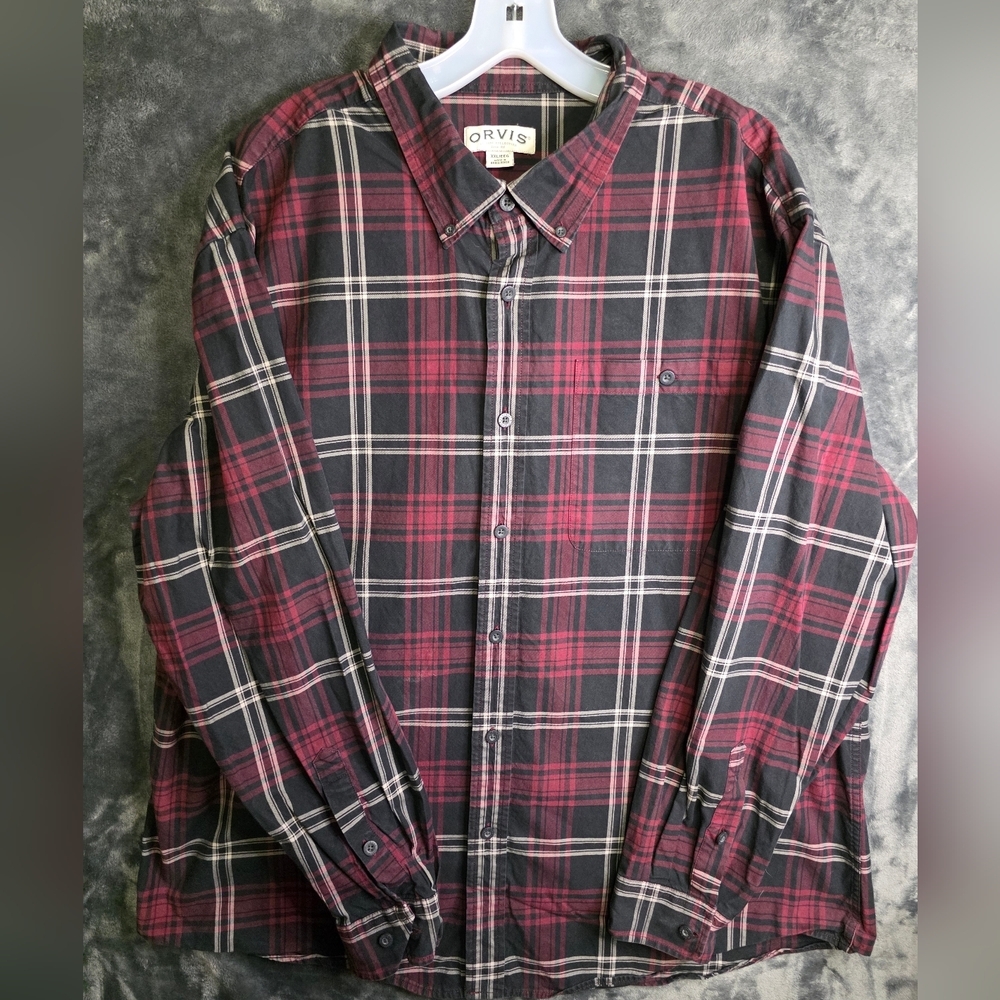 Orvis Men's Plaid Shirt - Red and Black